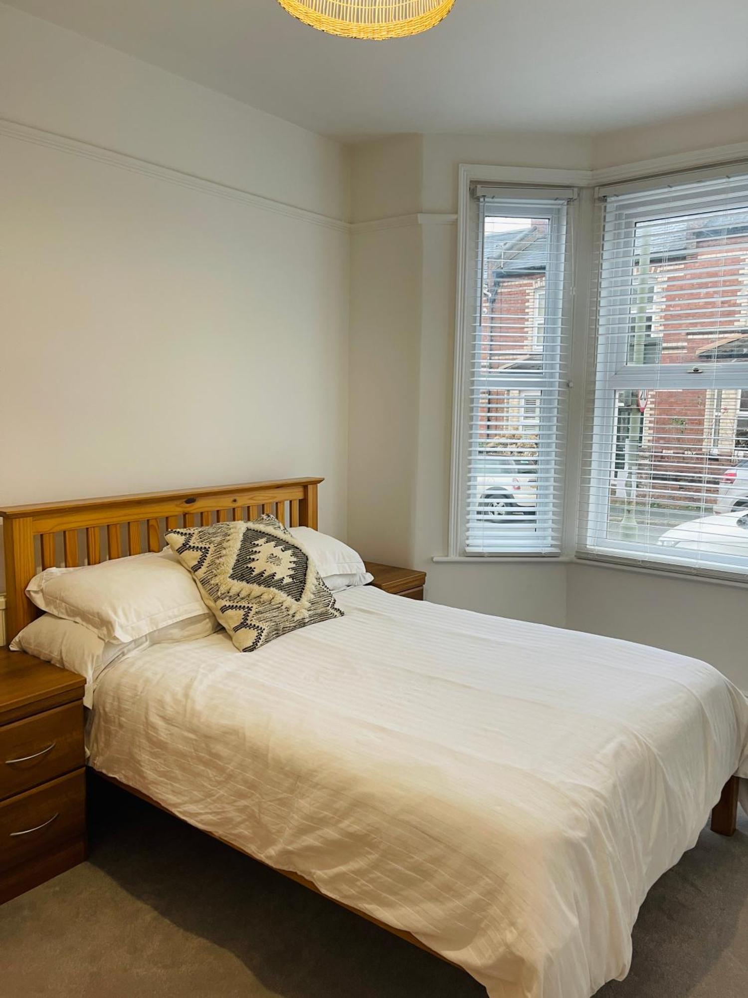 Newly Refurbished City Centre House With Parking Exeter Eksteriør billede